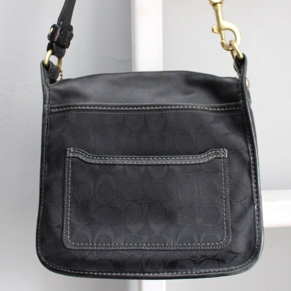 Coach Vintage Y2K Bleecker Black Legacy Signature Shoulder Bag Purse 11434 - Picture 4 of 10